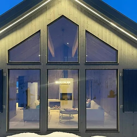 Off Grid Hytte Med Utsikt Over Fjellet