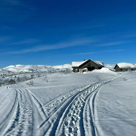 Off Grid Hytte Med Utsikt Over Fjellet Holiday home *