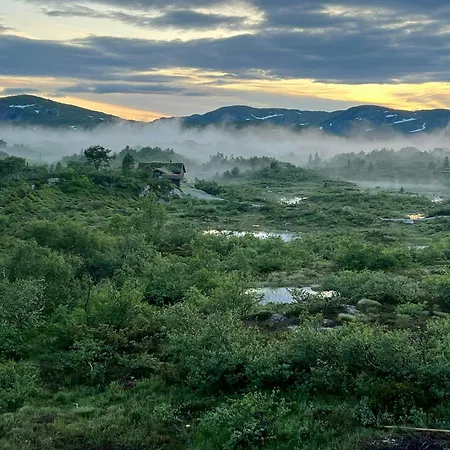 Casa de Férias Off-grid With Mountain Views Valle (Aust-Agder)