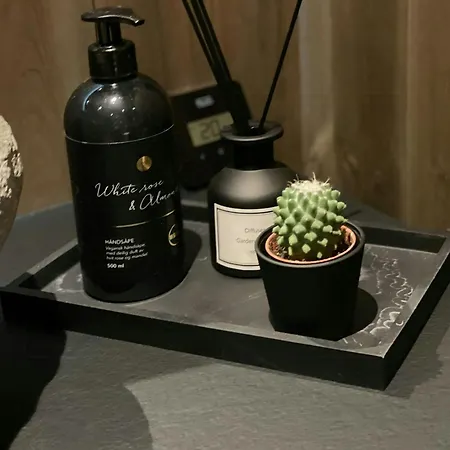 Off-grid With Mountain Views * Valle (Aust-Agder)