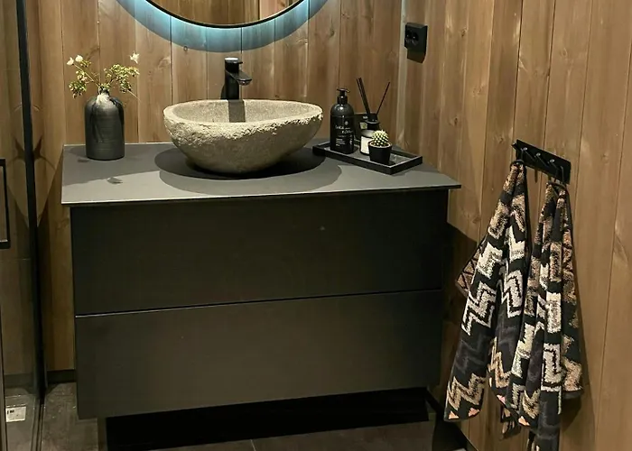 Vakantiehuis Off-grid With Mountain Views Valle (Aust-Agder)