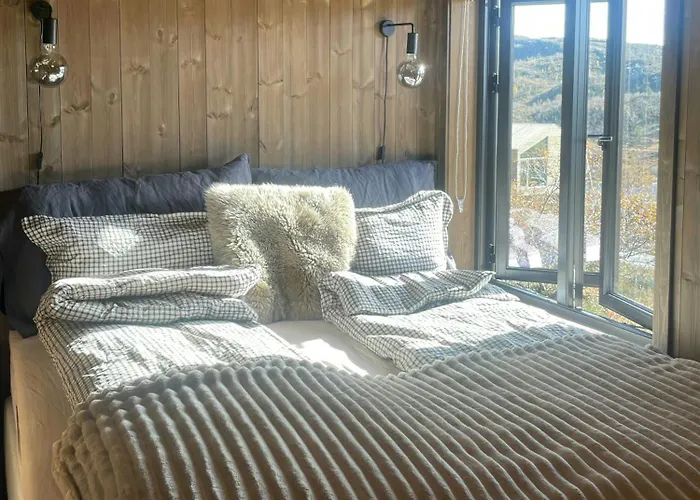 Off-grid With Mountain Views * Valle (Aust-Agder)